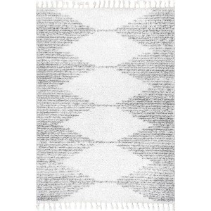 Nuloom Bria Moroccan Diamond Tassel Indoor Area Rug - 1 of 4