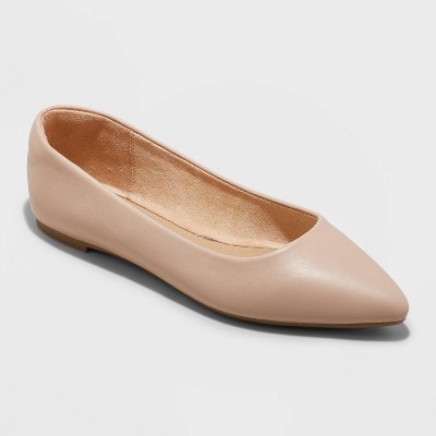 wide women's flats