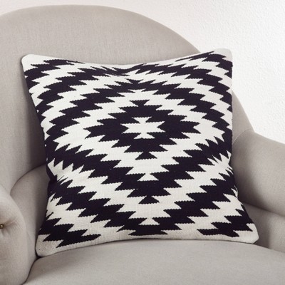 SARO LIFESTYLE Kilim Turkish Design Pattern Cotton Down Filled Throw Pillow 20 x 20 Navy Blue