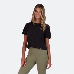 Vapor Apparel Women's Cropped 200 Mile Tee Shirt - 1 of 3