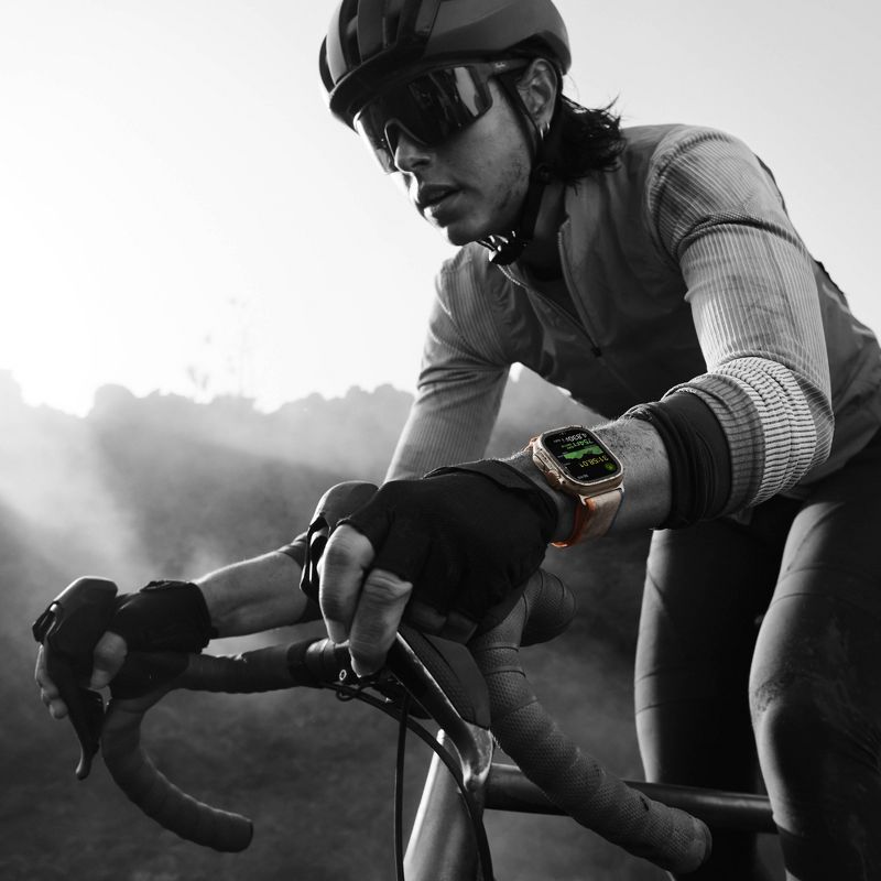 Apple Watch Ultra 2 GPS + Cellular Titanium Case with Alpine Loop, 5 of 8
