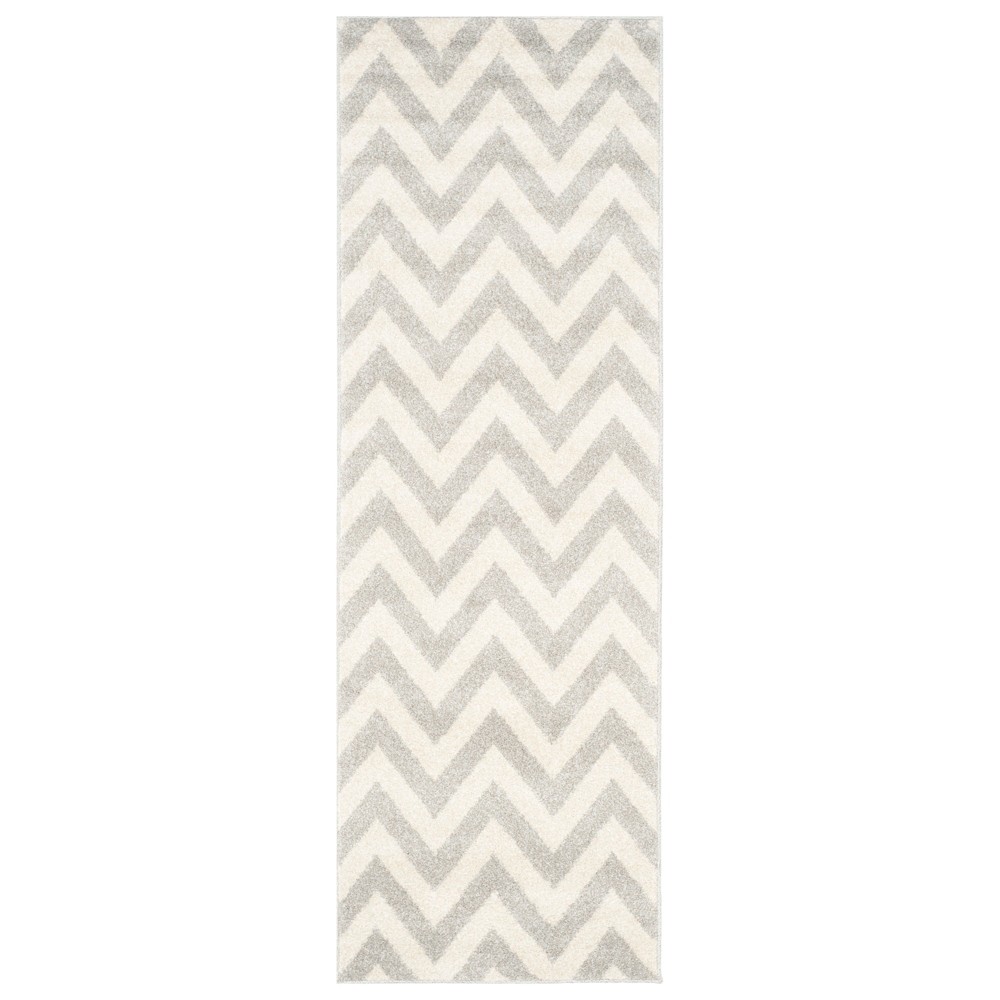 2'3inX' Runner Outdoor Patio Rug Light Gray/Beige - Safavieh