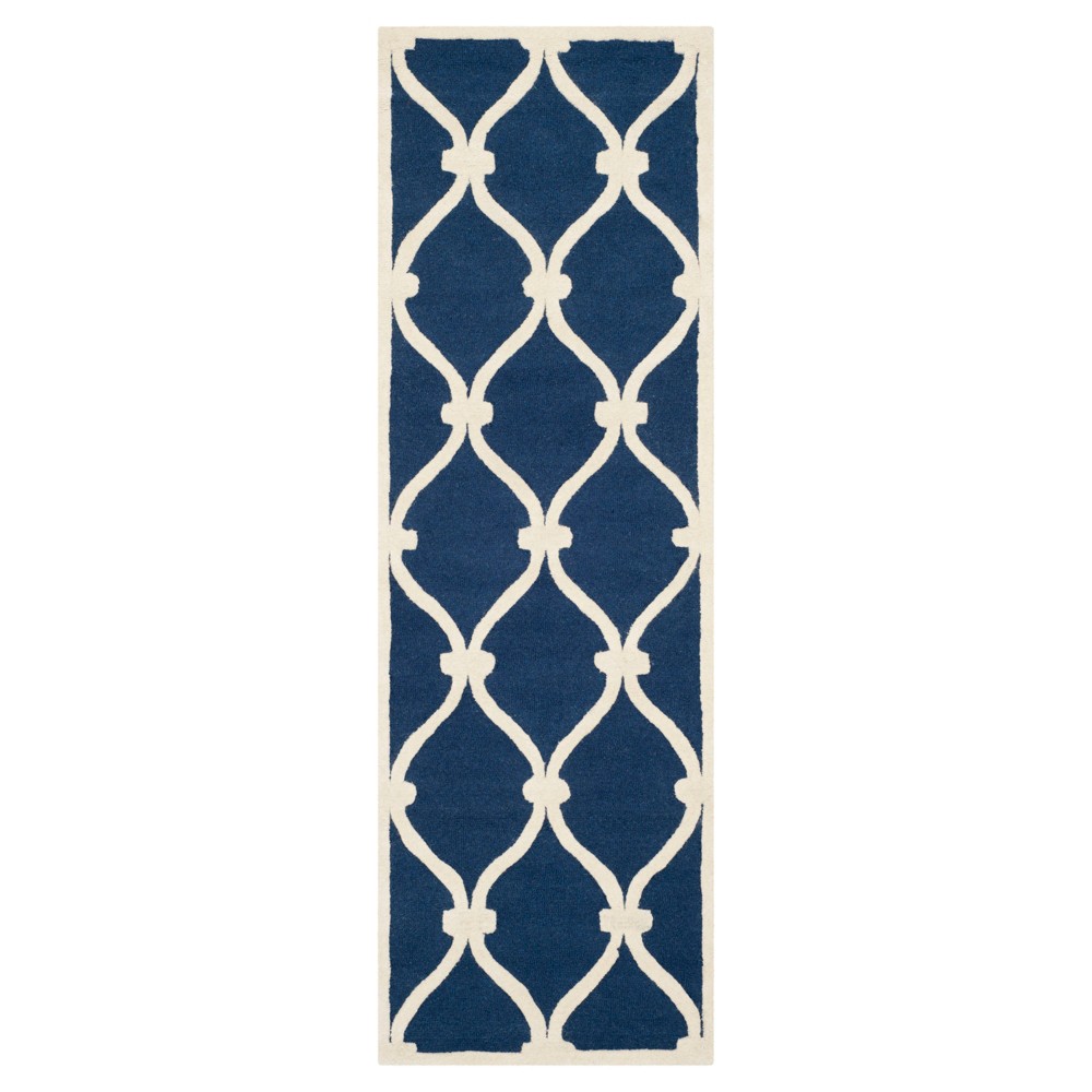 2'6inx6' Trellis Runner Navy - Safavieh