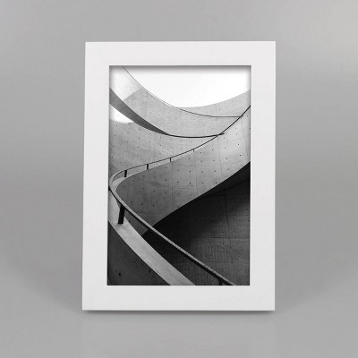 4" x 6" Thin Single Image Frame White - Made By Design™