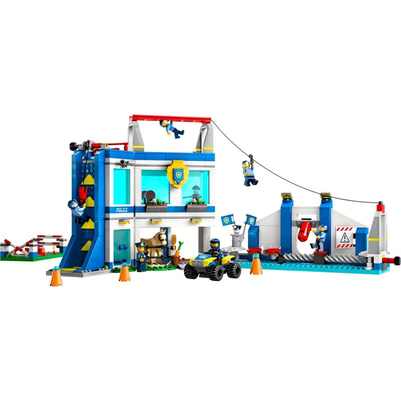 LEGO City Police Training Academy Obstacle Course Set 60372, 3 of 8