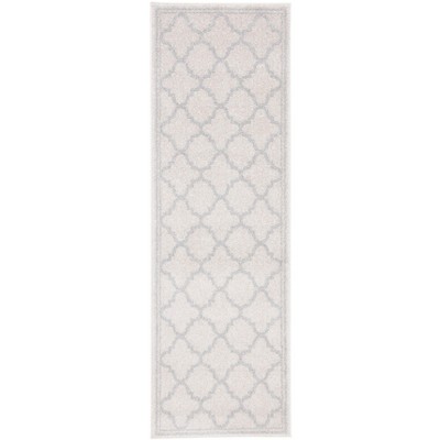 Amherst AMT422 Power Loomed Indoor Rug -Safavieh