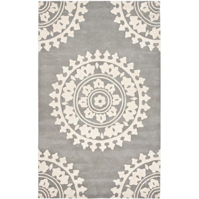 Soho SOH732 Hand Tufted Indoor Rug - Safavieh