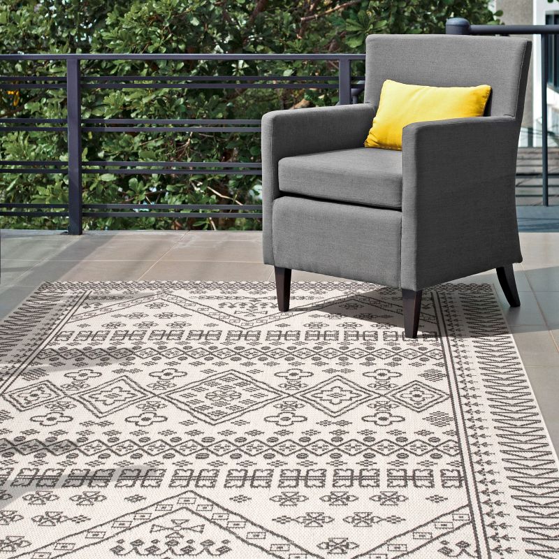 nuLOOM Kandace Bohemian Indoor and Outdoor Area Rug, 3 of 9