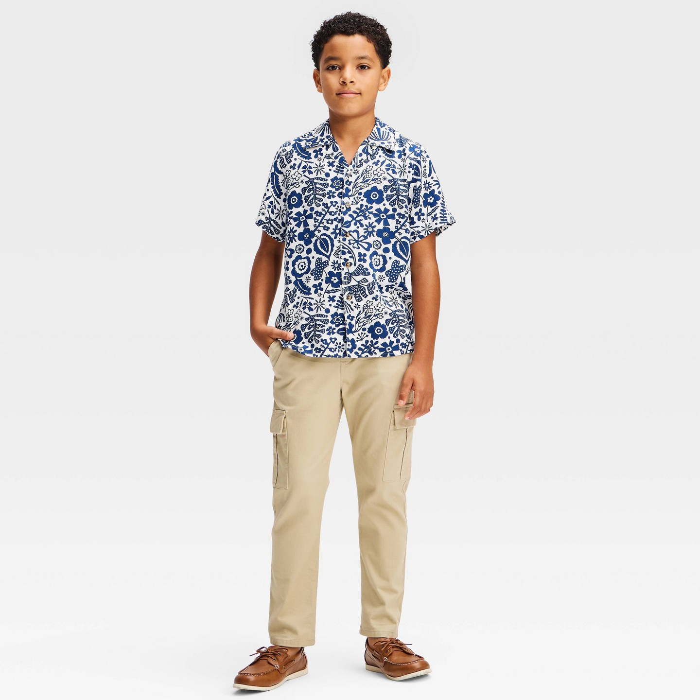 Детские рубашки Latino Heritage Month Woven Short Sleeve Collared Button-Down Shirt - Navy Blue Abstract, цвет: Тёмно-синий — фото 3