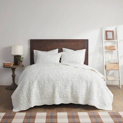 Ivory Faux Fur Embroidered Full Quilt Set