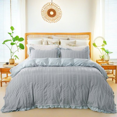 Tufted Ruffle Comforter Set – Soft Lightweight Jacquard Bedding with Fringe Pattern, Shabby Chic Farmhouse Quilt 3-Piece
