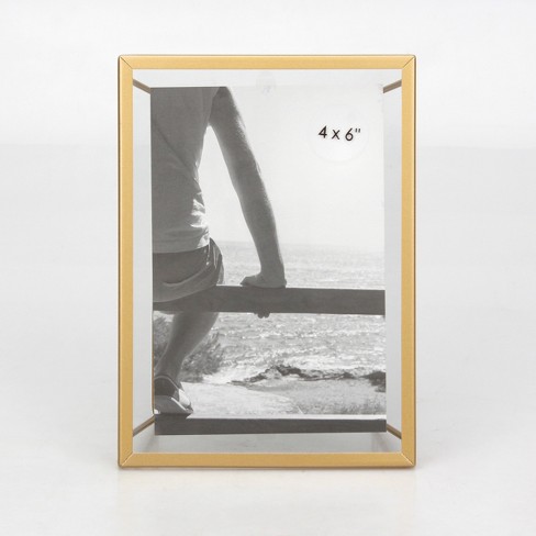 Gold 6x8 4x6 Float Frame - 4x6