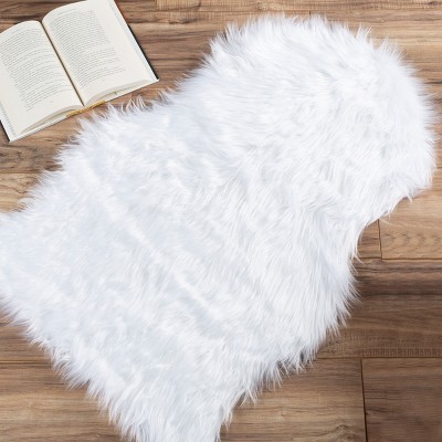 Home Mart Goods 2x3 Feet Super Soft Fluffy Grey Modern Shaped Faux Sheepskin Area Rug - 2' x 3