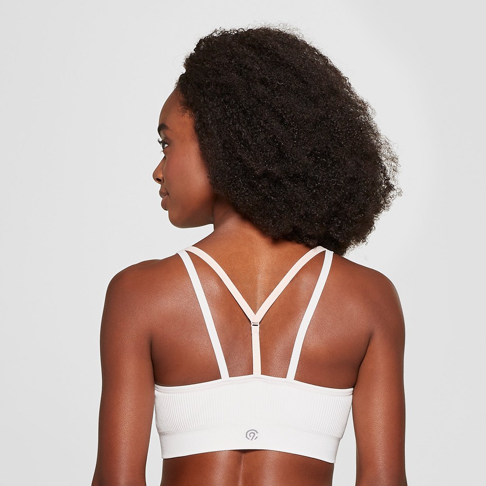 Women's Seamless Strappy Cami Sports Bra - C9 Champion Pale Petal Pink S