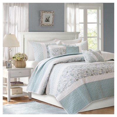 target bedding quilt sets