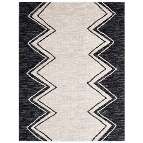 5'2 x 7'2 New York Patio Sofia Leon Indoor/Outdoor Rug Black/Ivory -  Nicole Miller