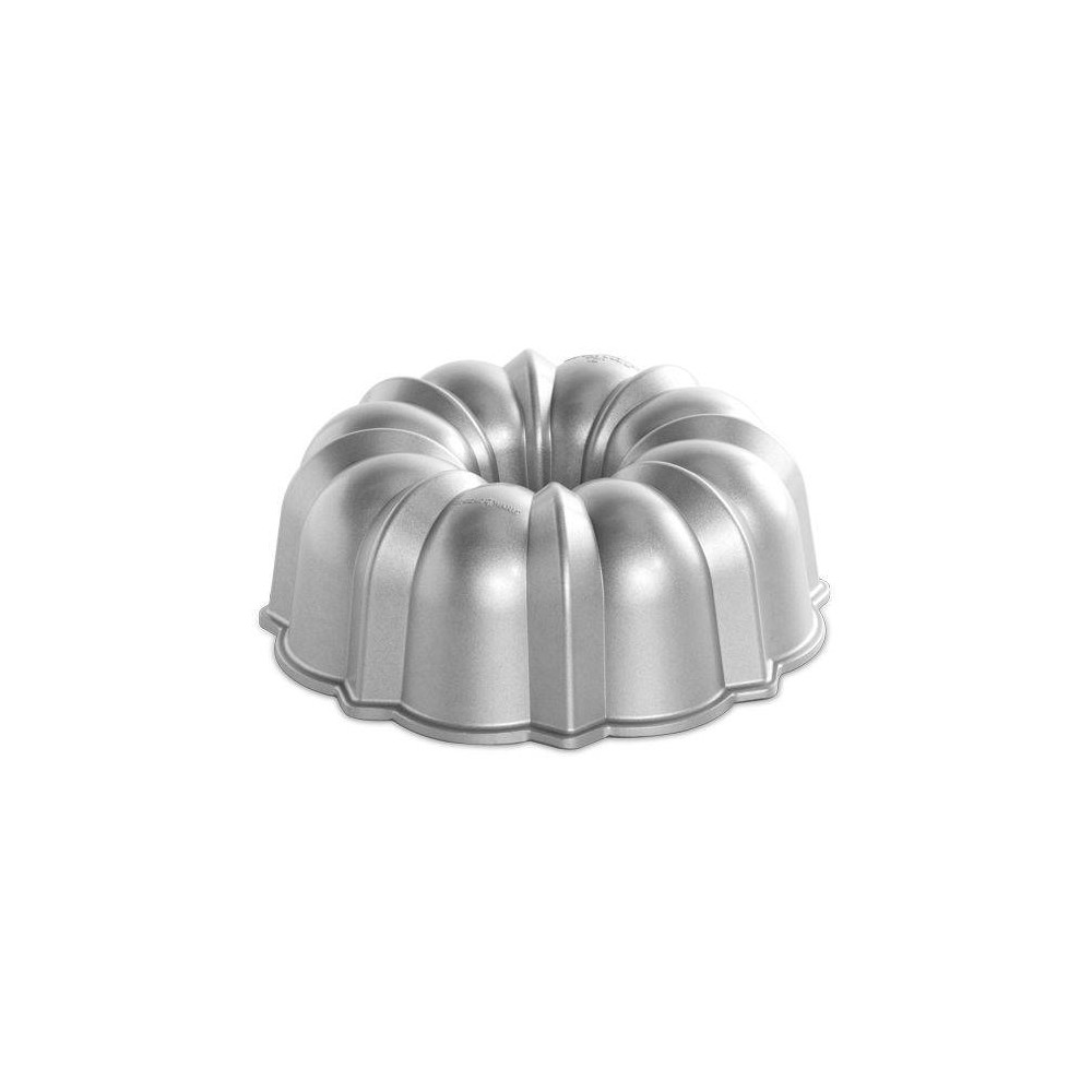 Nordic Ware 12 Cup Bundt Pan Silver