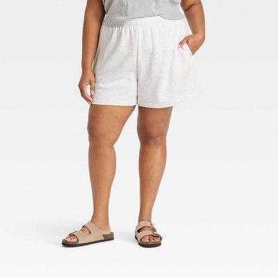 Women's Leisure Studio Mid-Thigh Fleece Shorts - Universal Thread™