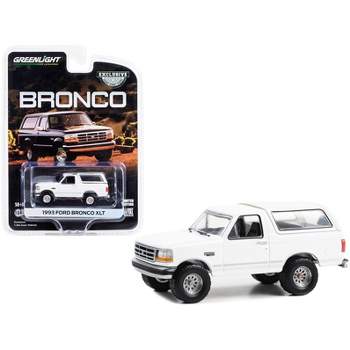1993 Ford Bronco XLT Oxford White "Hobby Exclusive" Series 1/64 Diecast Model Car by Greenlight