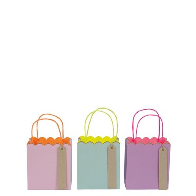 small gift packets