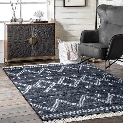 Majesty Moroccan Tassel Navy 4' x 6' Easy-Care Area Rug