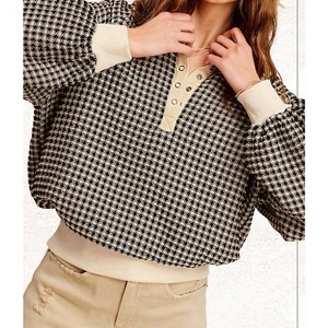Women's Waffle Texture Collared Sweatshirt - LA MIEL - 1 of 3