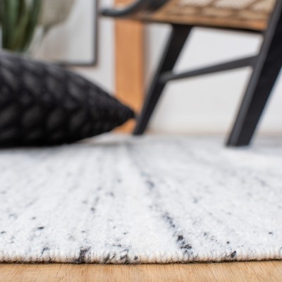 Ivory and Grey Handwoven Wool Kilim Area Rug
