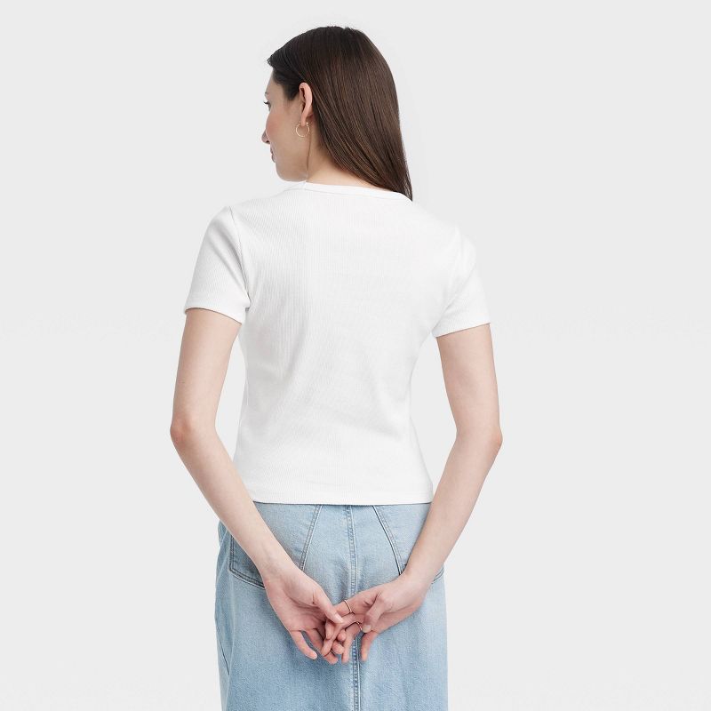 Women's Shrunken Short Sleeve T-Shirt - Universal Thread™ , 3 of 5