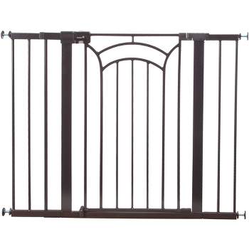Safety 1st 60-in x 27-in Pressure Mounted Cream Plastic Safety Gate in the  Child Safety Gates department at