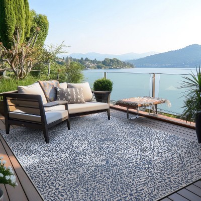 Blue Floral Synthetic Reversible 5' x 7' Area Rug