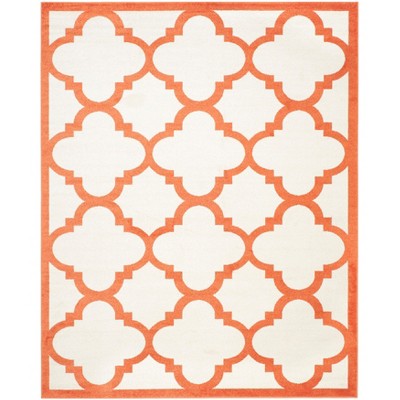 beige/orange