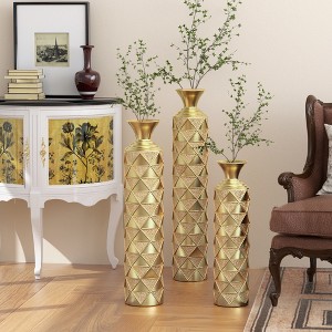 Gulches Glamorous Gold Distressed Metal Vase Set - 3D Triangle Design - 1 of 4