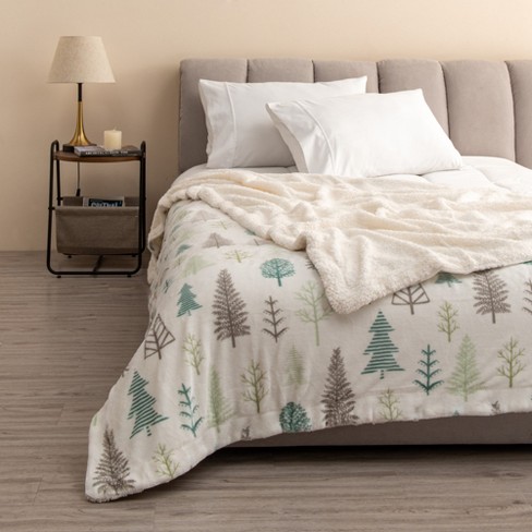 Velvet Plush Soft Fleece Reversible Throw, Warm and Comfortable Bed Blanket  - Great Bay Home (Full / Queen, Winter Forest)