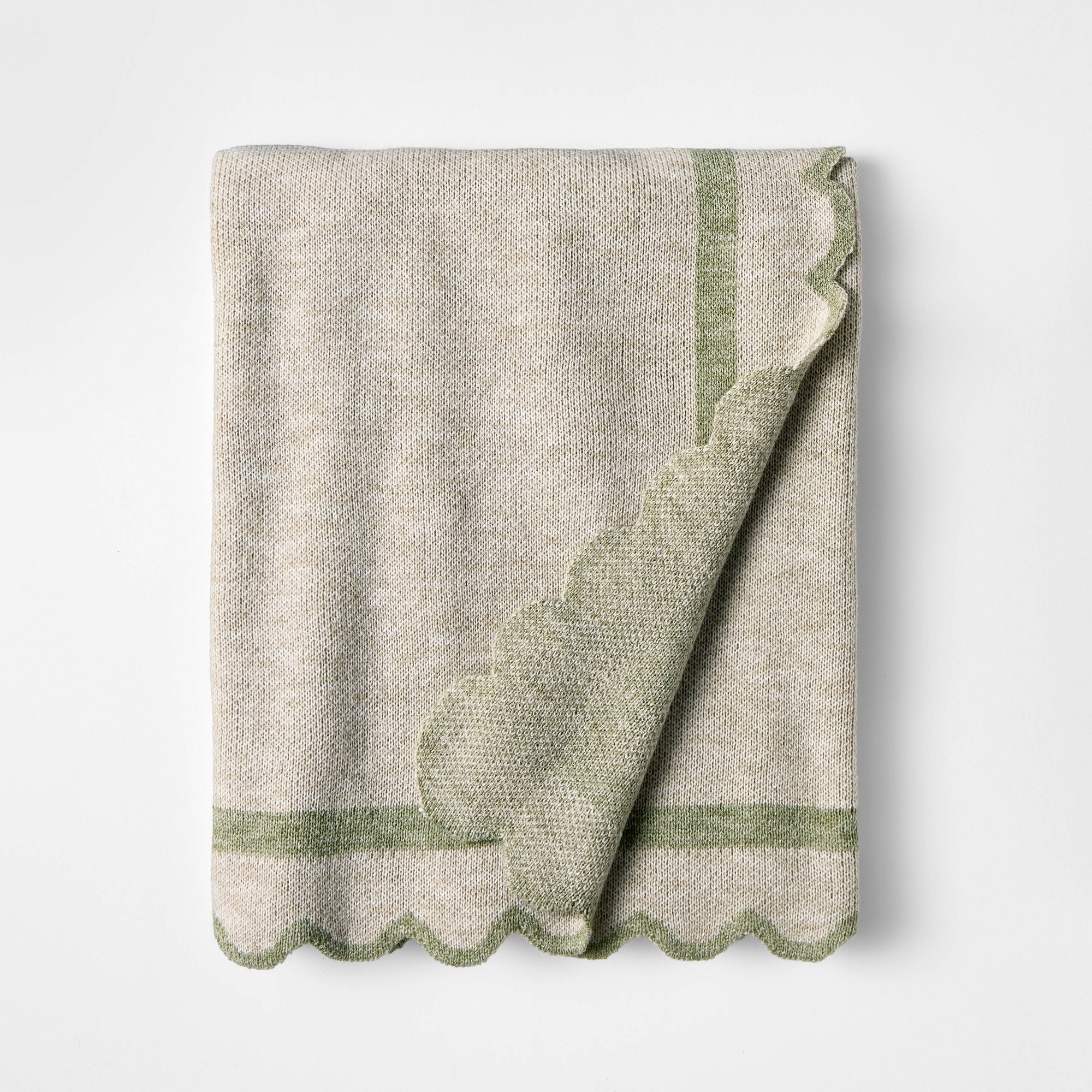Scalloped Edge Throw Green