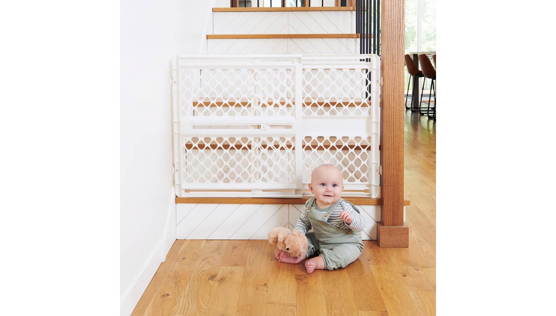 Toddleroo by North States 2-in-1 Supergate Secure Plastic Gate - White