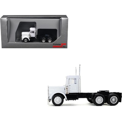 Kenworth W900 Short Day Cab "New Version" White 1/87 (HO) Plastic Model Car by Promotex