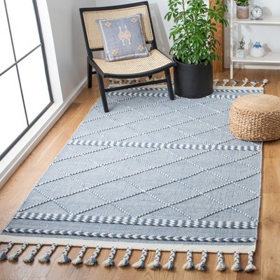 Blue and Ivory Handmade Wool Tufted Shag Rug 4' x 6'