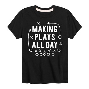 Boys' - Instant Message - Making Plays All Day Short Sleeve Graphic T-Shirt - 1 of 4