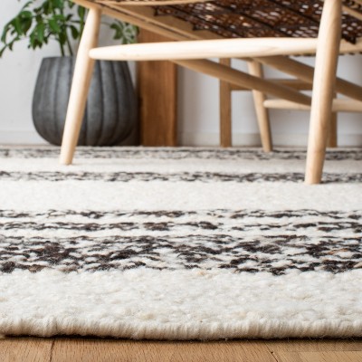 Natura Black and Ivory Handwoven Wool Cotton Area Rug