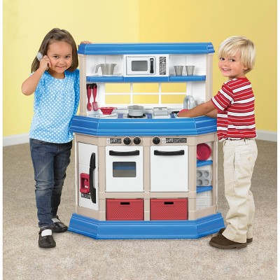 american plastic toys deluxe custom kitchen with 22 accessories