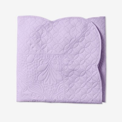 BrylaneHome Lily Pinsonic Damask Throw