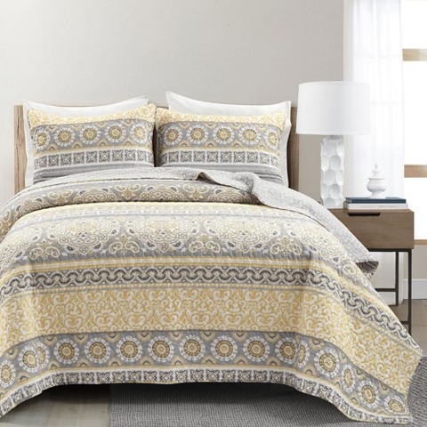 Lush Decor Lush Décor Nesco Stripe Reversible Cotton Quilt - Yellow and Gray - 3 Piece Bedding Set - Full / Queen