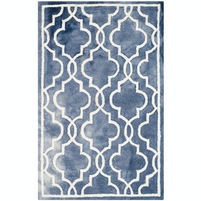 navy/ivory