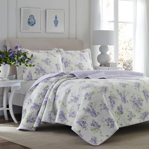 Laura Ashley Flora 3-Piece Blue King Quilt Set in the Bedding Sets