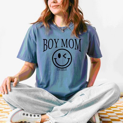 Simply Sage Market S.W.Smiley Boy Mom Outline Garment Dyed Tee