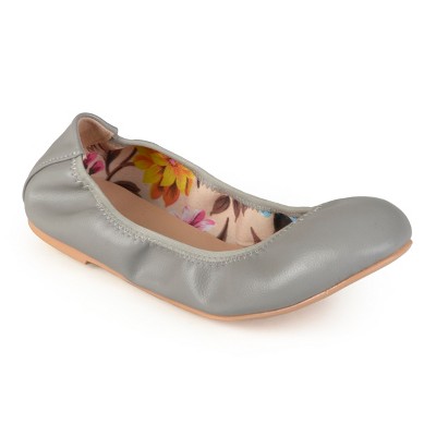 Journee Collection Womens Lindy Slip On Round Toe Ballet Flats