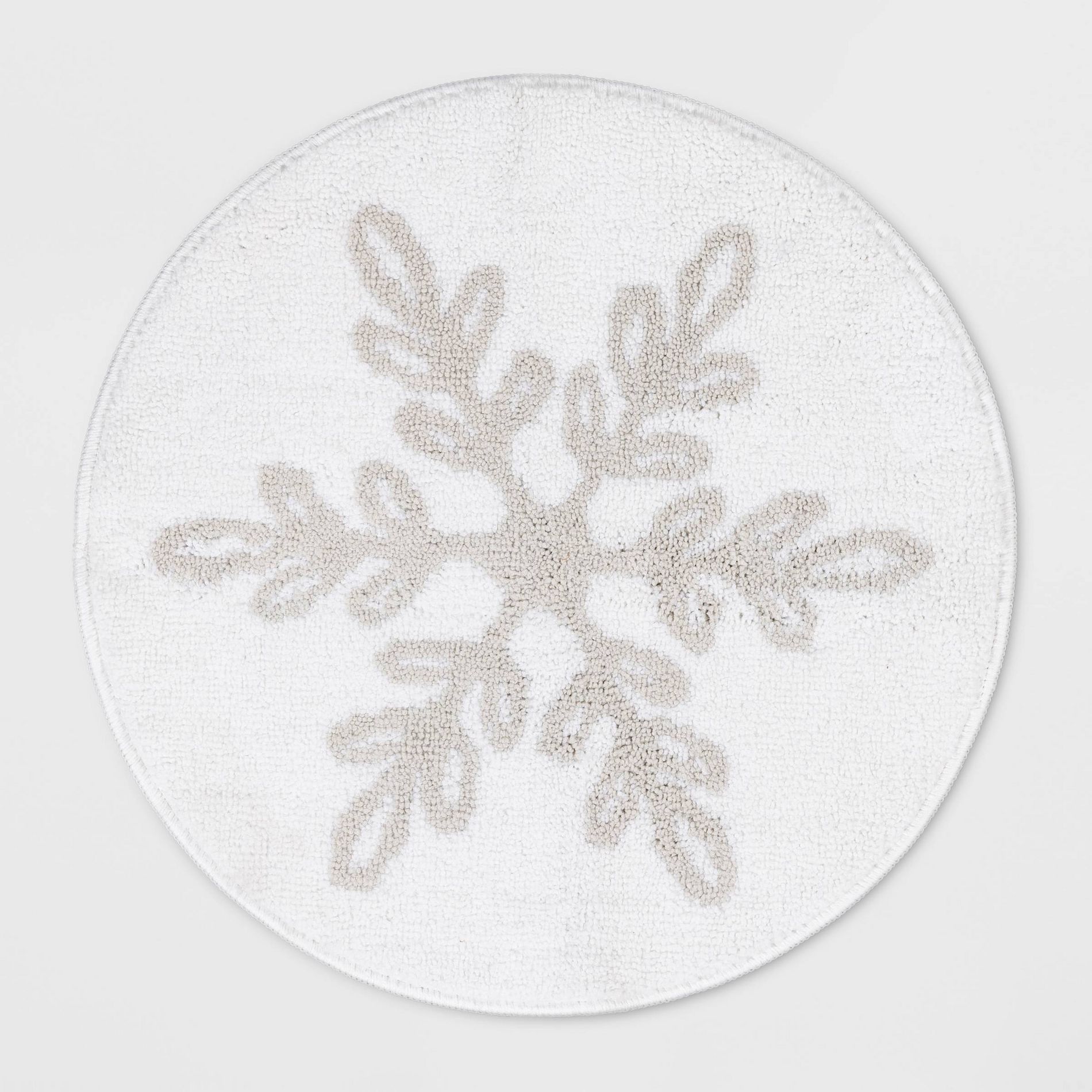 22" Round Snowflake Christmas Bath Rug White/Gray - Wondershop™