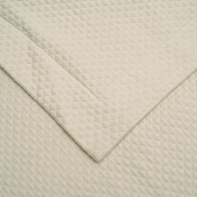 Geometric Rustic Traditional Raised Jacquard Matelasse Cotton Diamond Solitaire 3-Piece Bedspread Set by Blue Nile Mills, 5 of 9