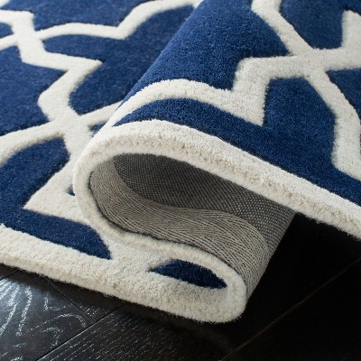 Handmade Dark Blue and Ivory Wool Tufted Rug, 2' x 3'