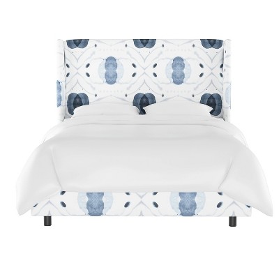 Skyline Furniture Lauran Wingback Bed in patterns